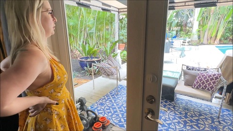 momcomesfirst.23.03.01.sydney.paige.the.florida.trip.mp4_snapshot_00.37_[2023.03.03_16.31.44].jpg