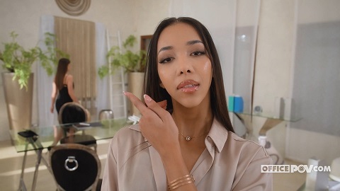 officepov.25.12.01.angelica.heart.lia.lin.and.kate.quinn.3.women.fighting.over.you.mp4_snapsho...jpg
